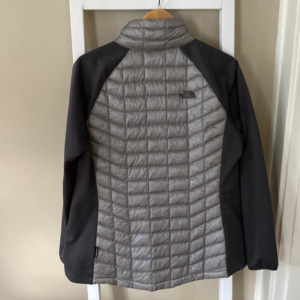 The North Face Thermoball Jacket - Picture 2 of 7